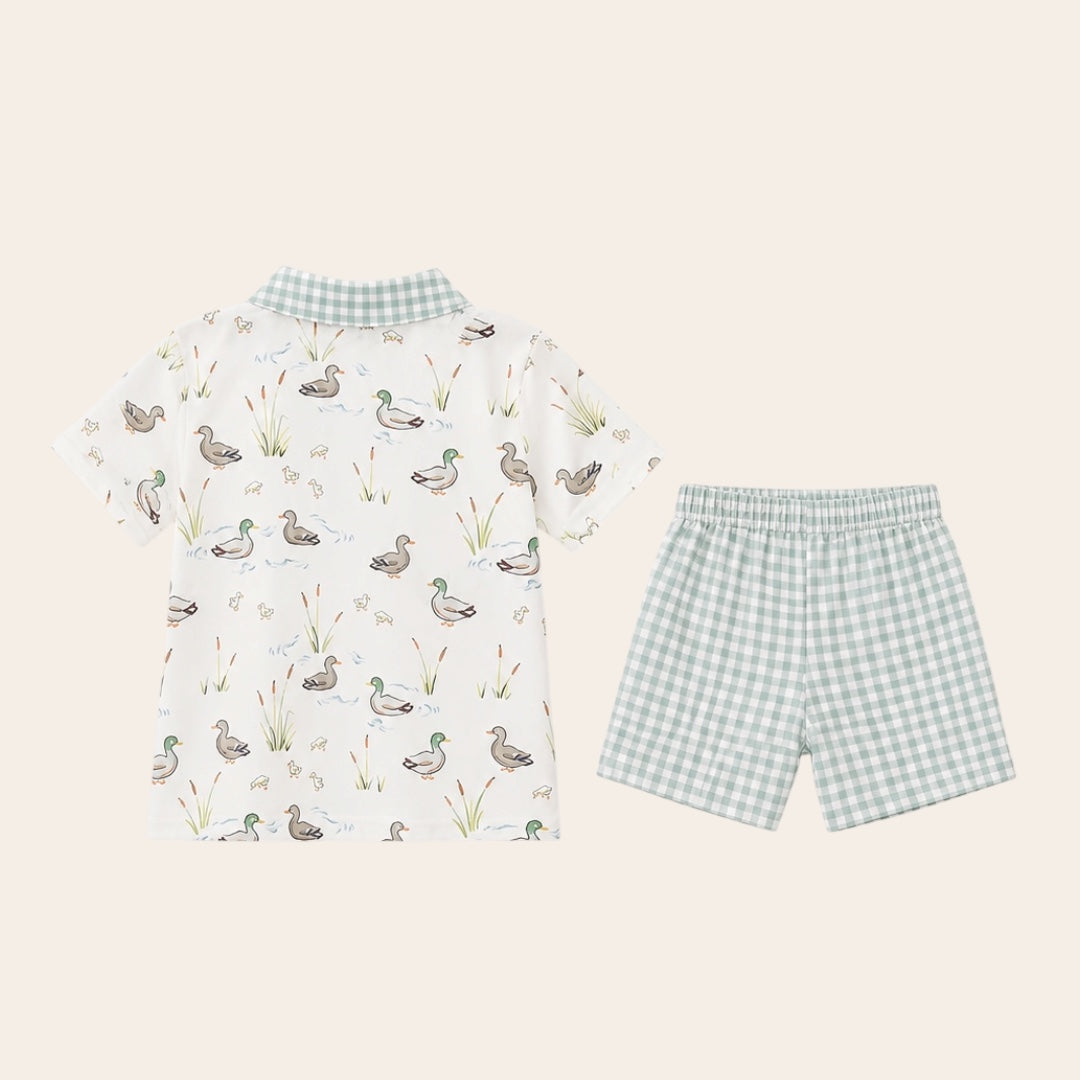 Conjunto Polo y Short con Estampado de Patitos
